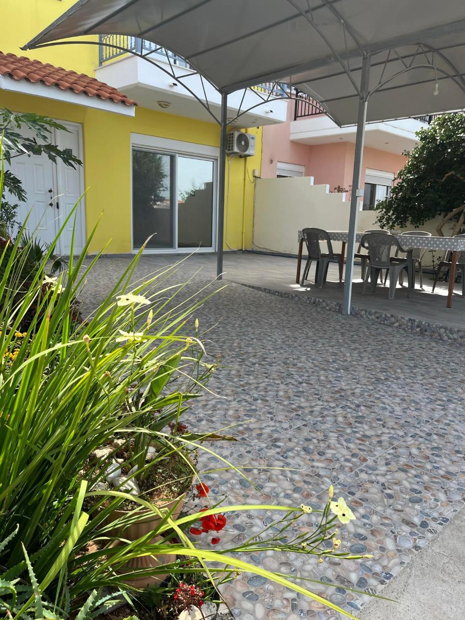 Agapi's Seaside Place