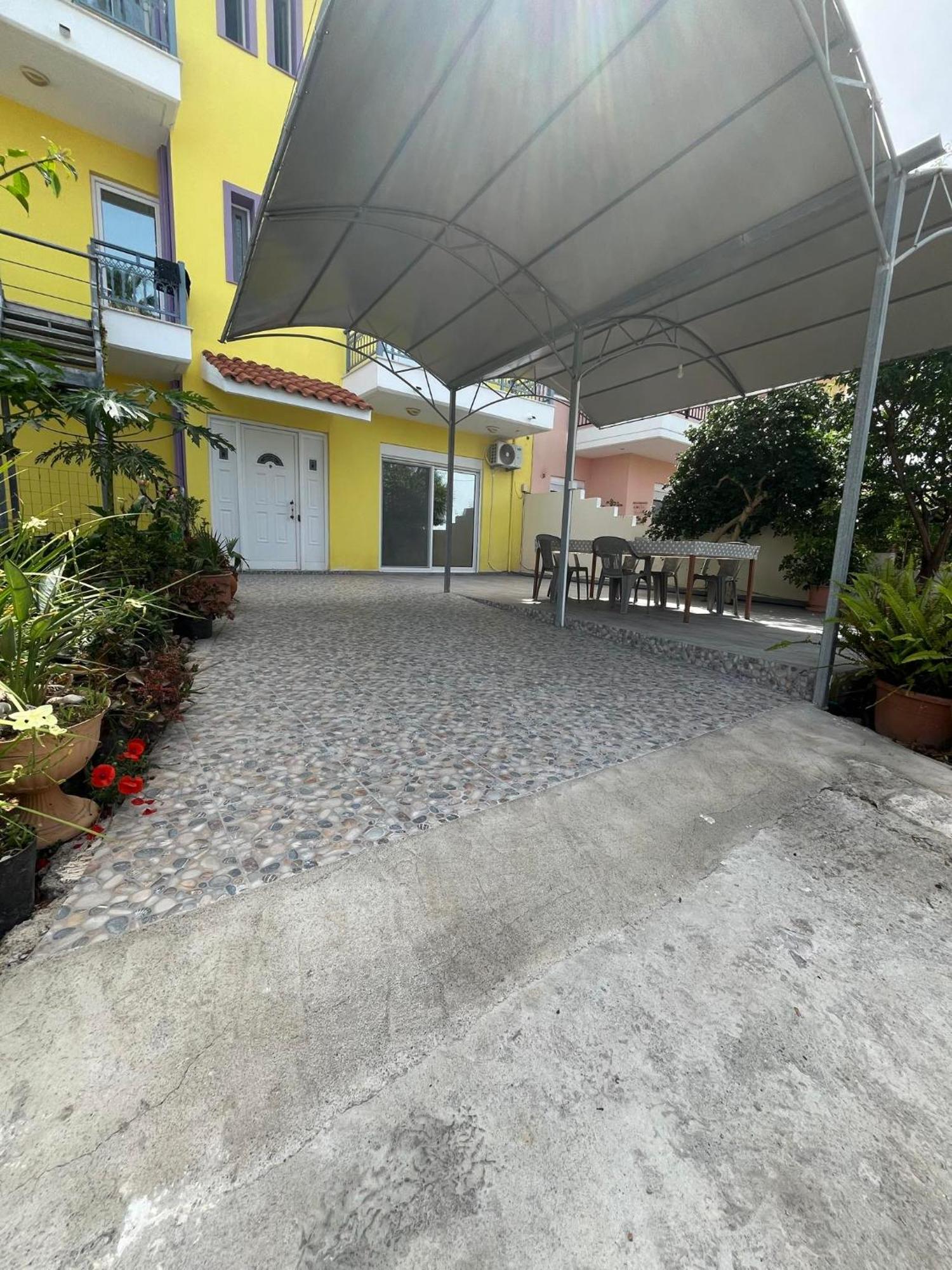 Agapi's Seaside Place Apartament *